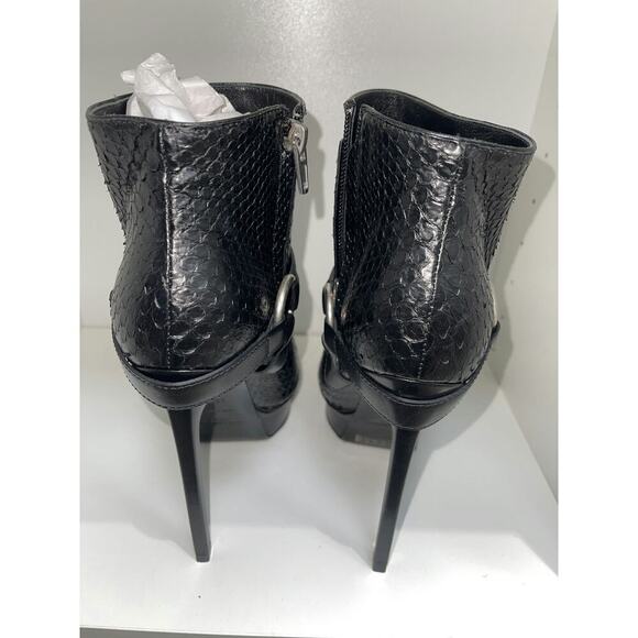 Saint Laurent Paris Black Python Embossed Leather Ankle Boots - Size 36,5 - Picture 3 of 4